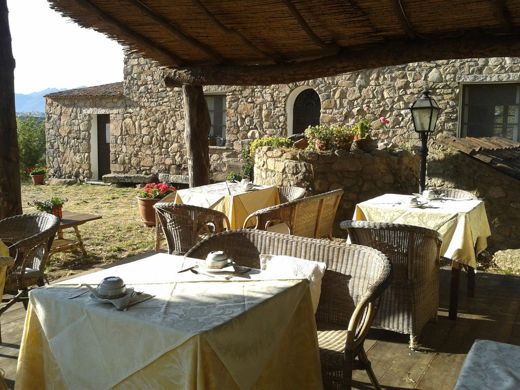 Agriturismo Il Muto Di Gallura Aggius Екстер'єр фото